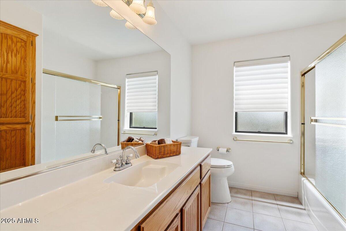 528 Miracle Rider Road Prescott, AZ 86301 - Photo 22 of 47 a bathroom with a sink a toilet and shower