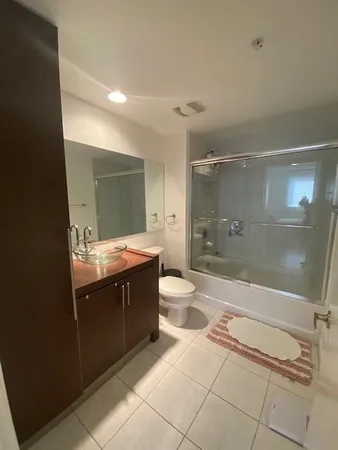 $3,300 | 2775 Northeast 187th Street, Unit 523, Aventura, FL 33180