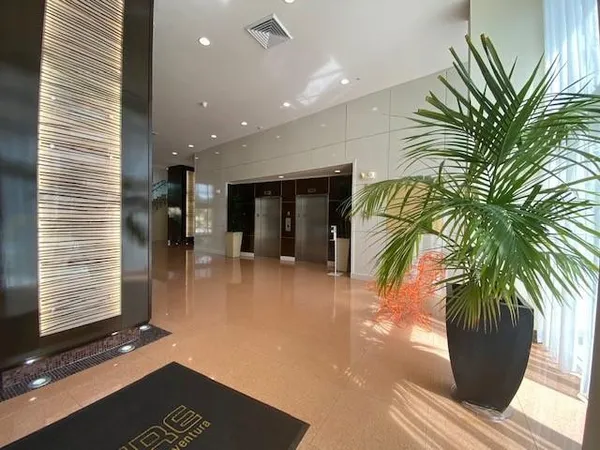 $3,300 | 2775 Northeast 187th Street, Unit 523, Aventura, FL 33180