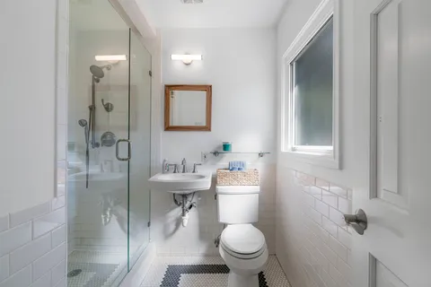 $1,400,000 | 6003 Woodview Avenue, Austin, TX 78757