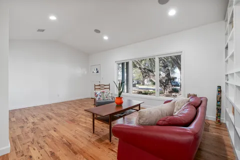 $1,400,000 | 6003 Woodview Avenue, Austin, TX 78757