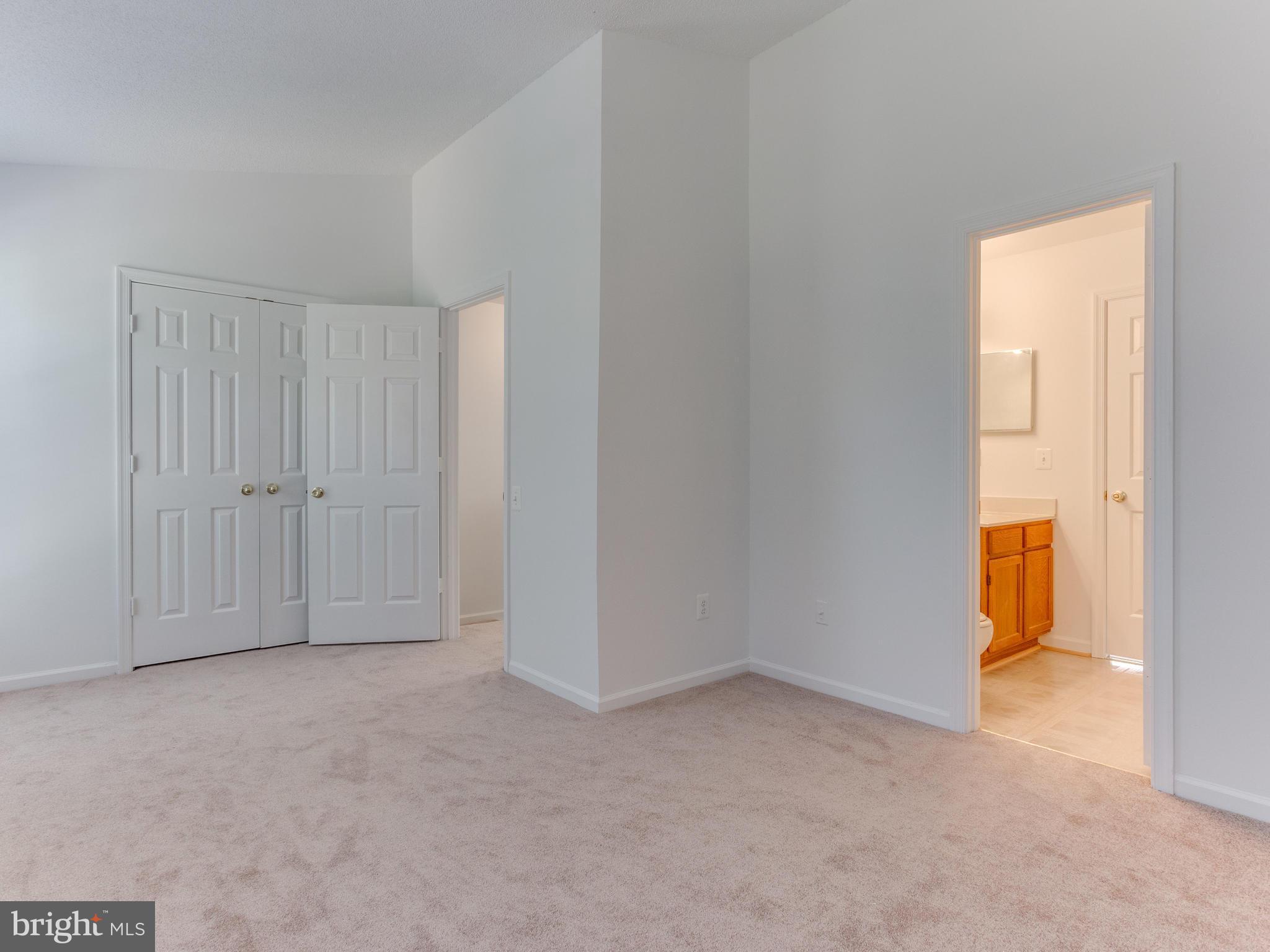 124 Carnaby Way Northeast Leesburg, VA 20176 - Photo 13 of 25 Bedroom (Master)