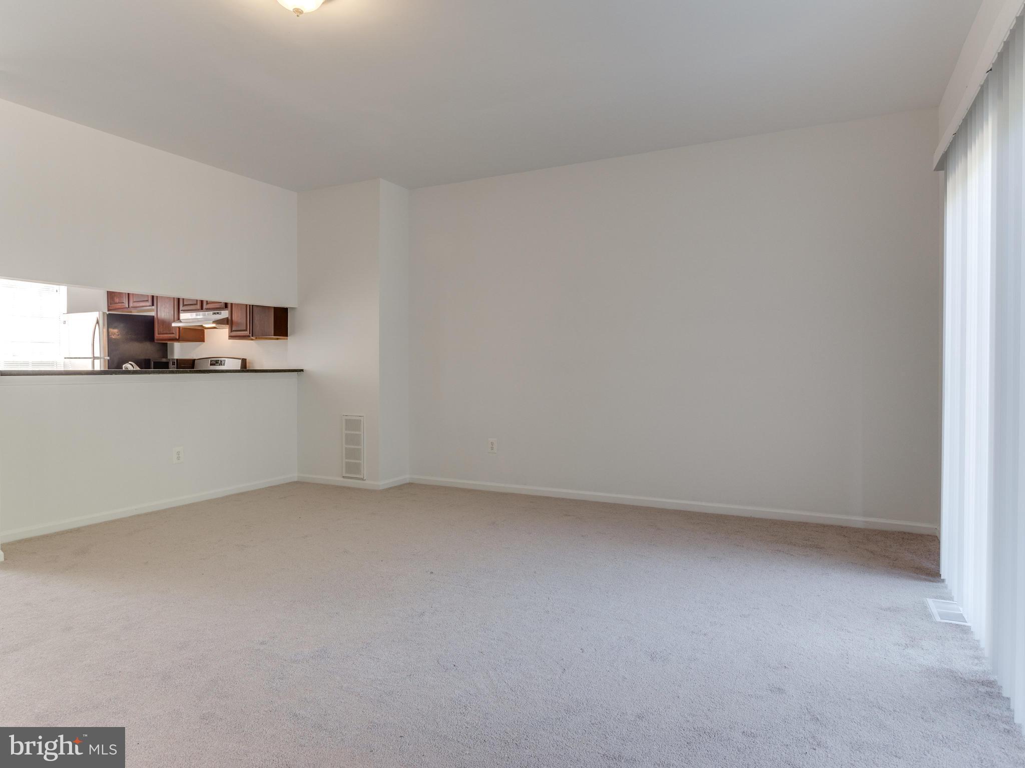124 Carnaby Way Northeast Leesburg, VA 20176 - Photo 7 of 25 Dining Room