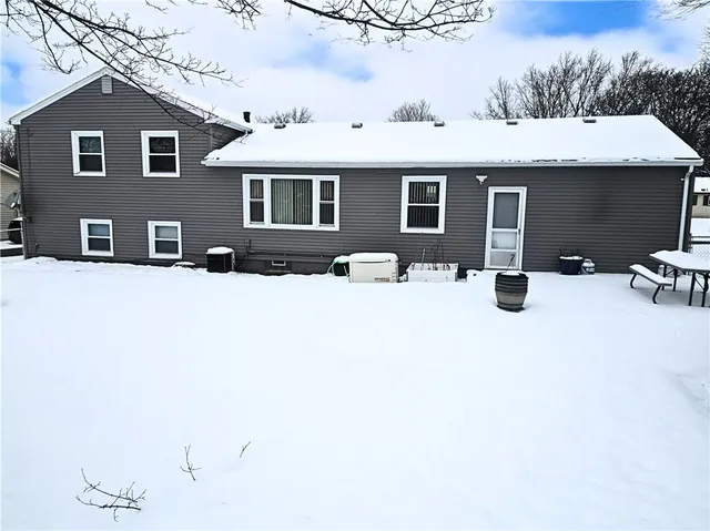 $275,000 | 248 Gate House Trail, Henrietta, NY 14467