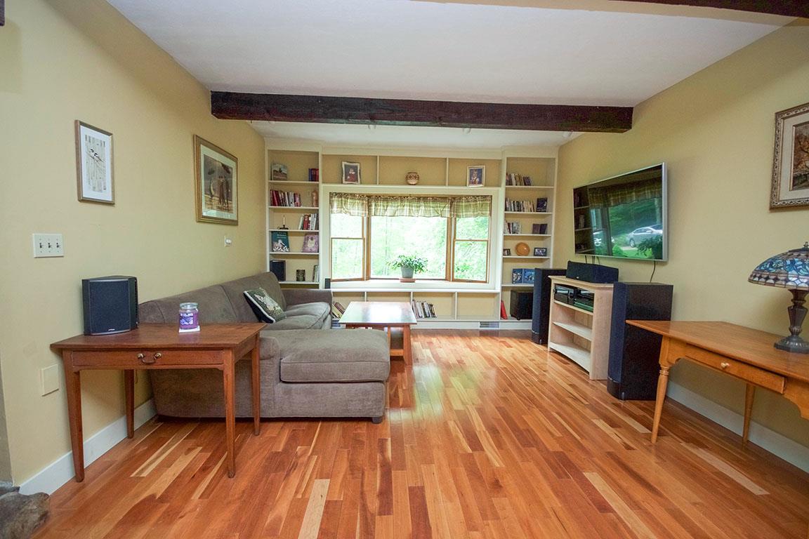 152 Merrill Road Candia, NH 03034 - Photo 3 of 37 Gallery Image 3