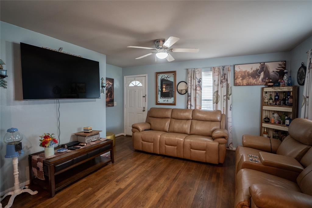201 South Lane Street Decatur, TX 76234 - Photo 9 of 18