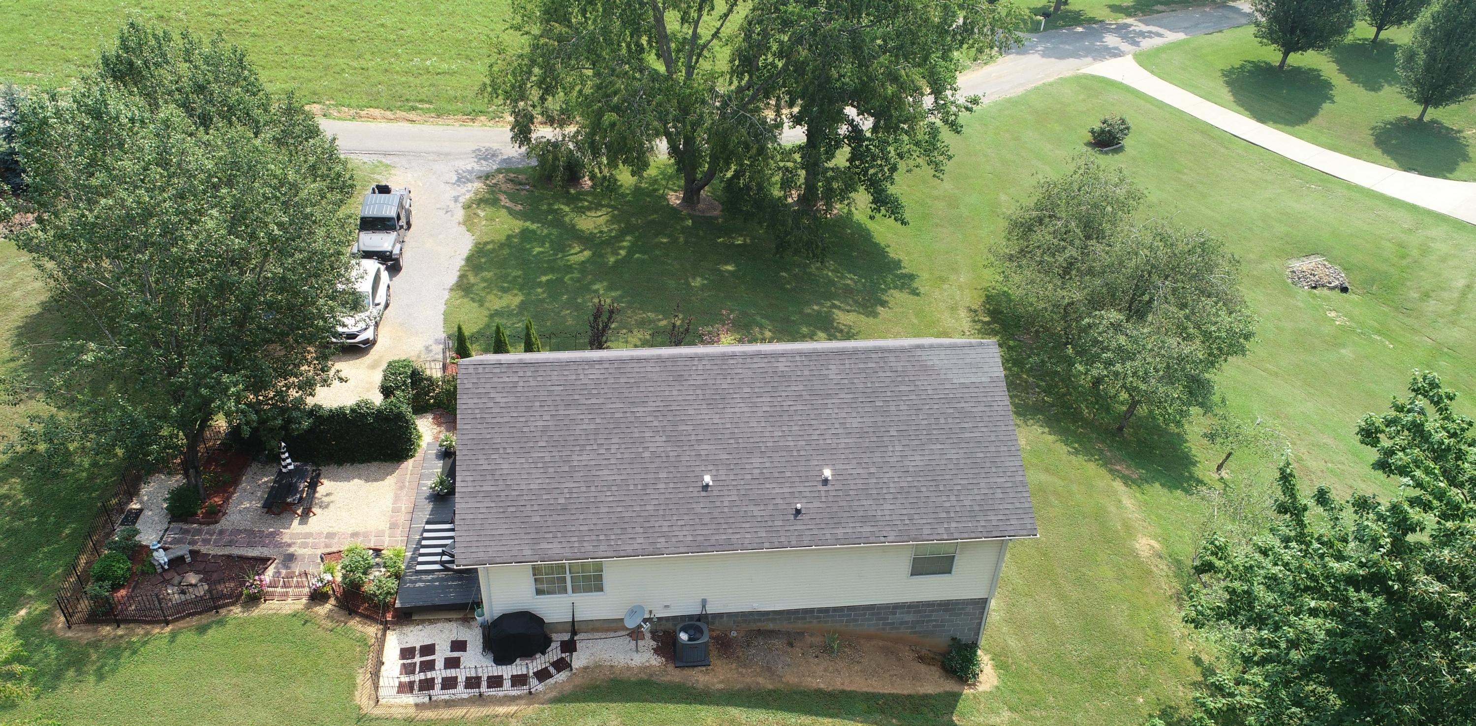 201 Cobb Road Surgoinsville, TN 37873 - Photo 37 of 39 Drone Back2