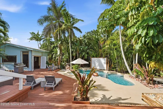 $795,000 | 930 South Atlantic Avenue, Cocoa Beach, FL 32931