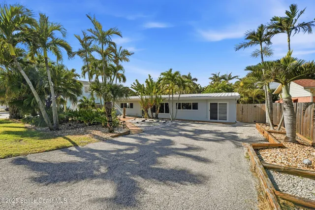 $795,000 | 930 South Atlantic Avenue, Cocoa Beach, FL 32931