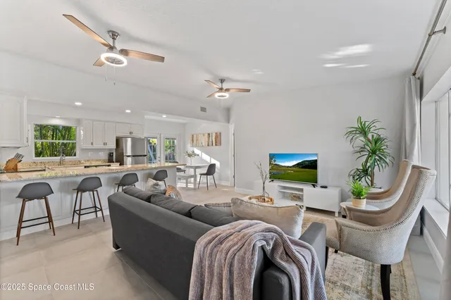 $795,000 | 930 South Atlantic Avenue, Cocoa Beach, FL 32931