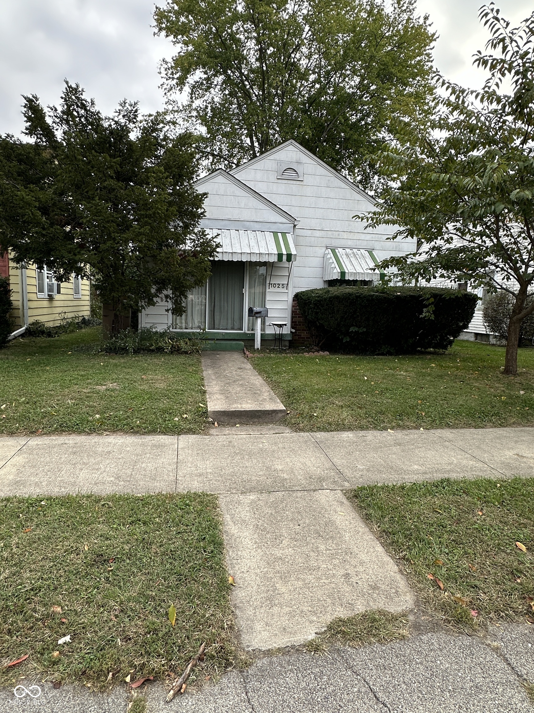 1025 Union Street Columbus, IN 47201 - Photo 1 of 16 Gallery Image 1