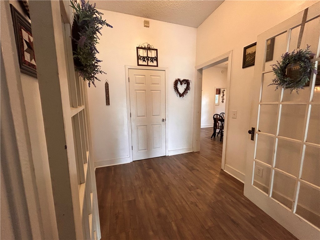 303 Brock Avenue Honea Path, SC 29654 - Photo 12 of 21