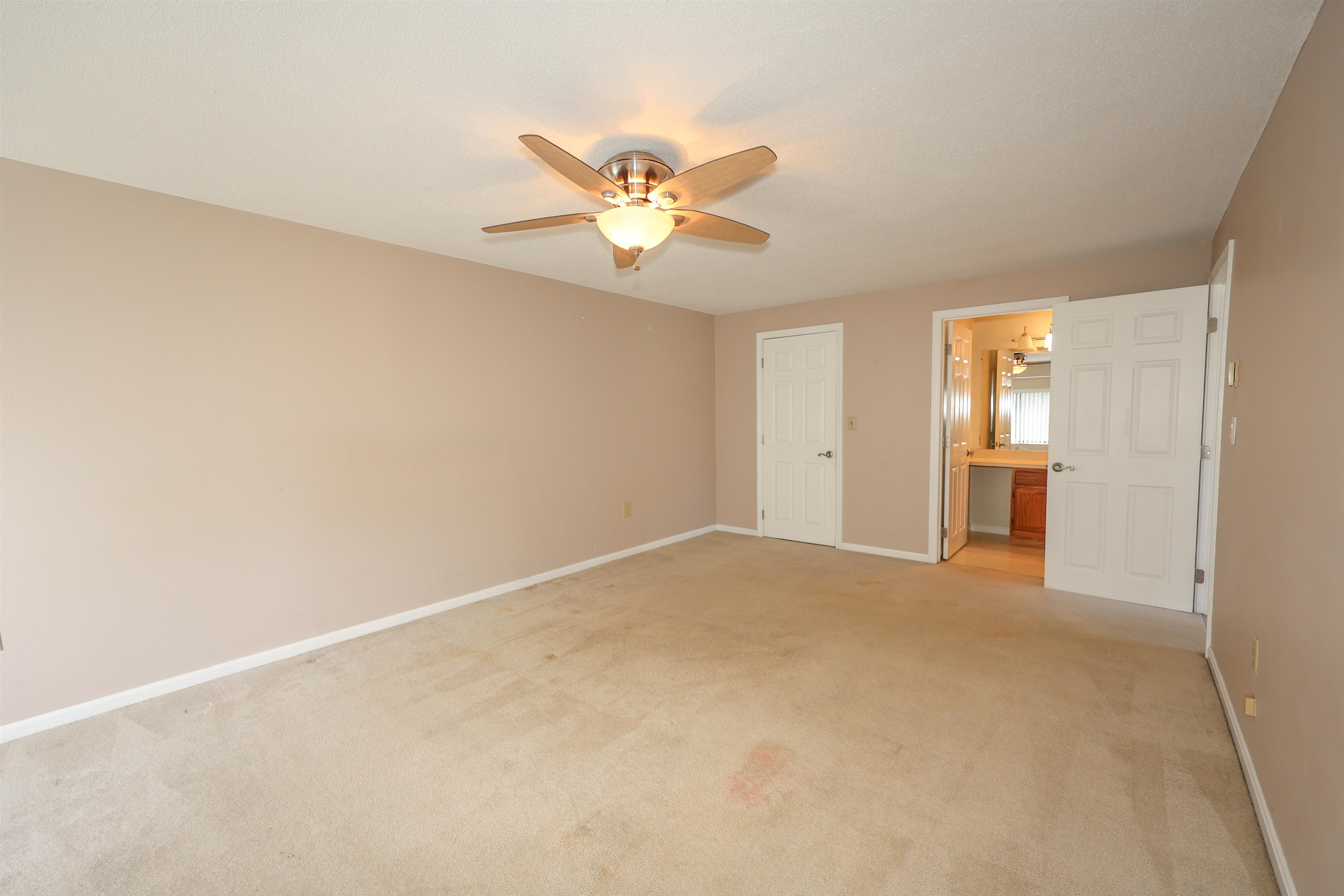 225 Indian Rock Road Merrimack, NH 03054 - Photo 12 of 25