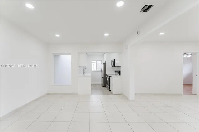 $3,600 | 1020 Southwest 74th Avenue, Unit 1020, Miami, FL 33144