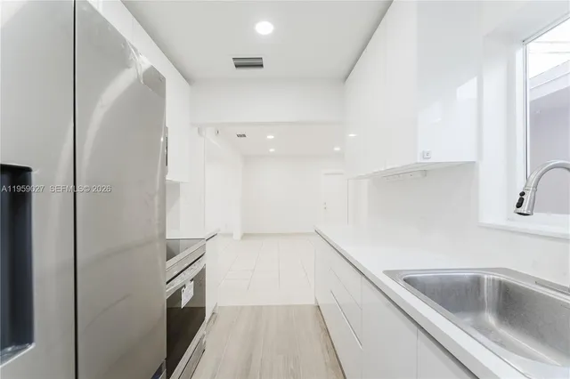 $3,600 | 1020 Southwest 74th Avenue, Unit 1020, Miami, FL 33144