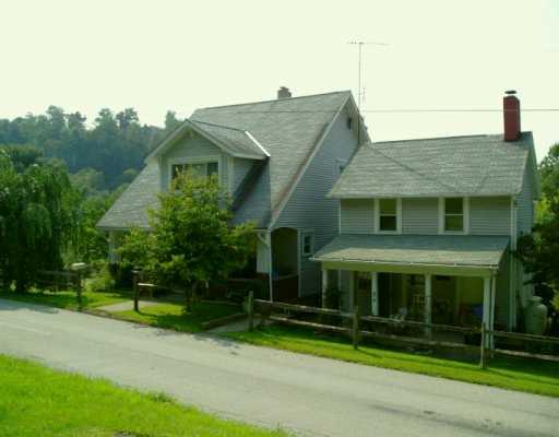 676 Ceylon Road Carmichaels, PA 15320 - Photo 1 of 8 Gallery Image 1