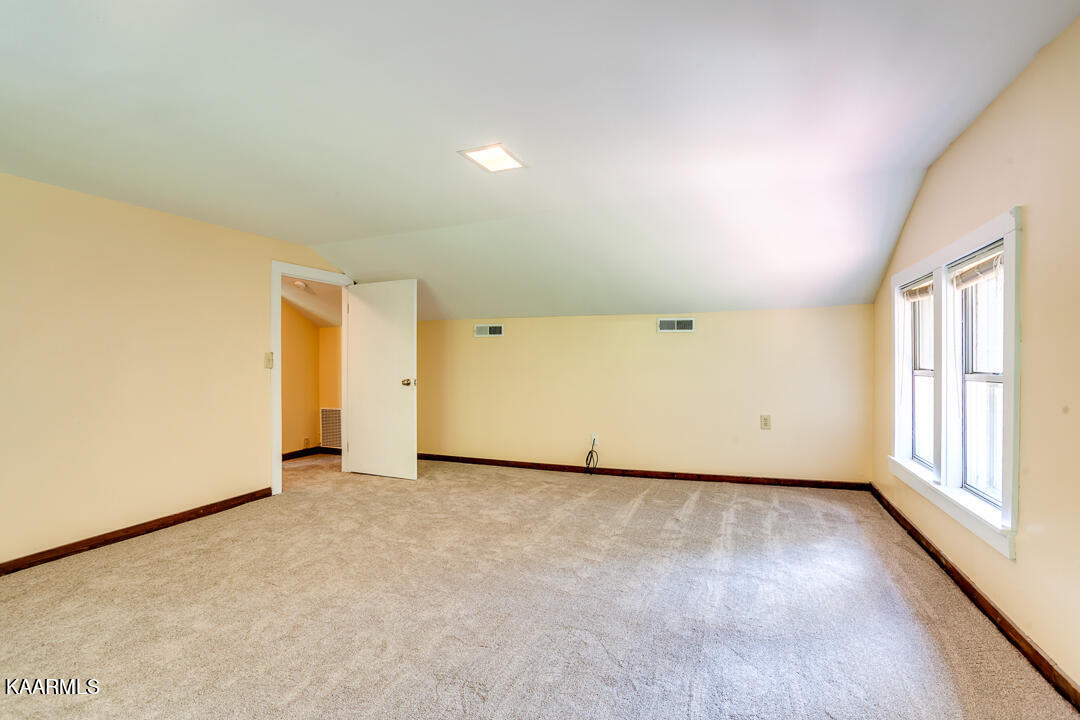 7846 Morris Road Knoxville, TN 37938 - Photo 22 of 32 027220823-2-7848MorrisRdKnoxvilleTN-SCRE