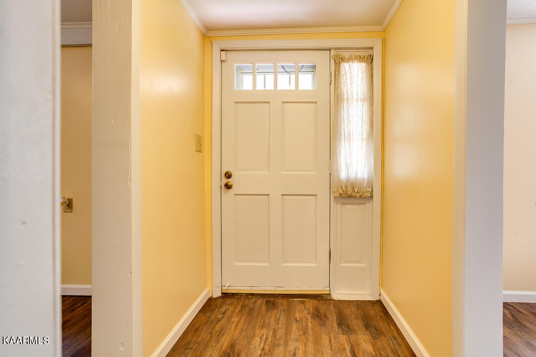 7846 Morris Road Knoxville, TN 37938 - Photo 3 of 32 004220823-2-7848MorrisRdKnoxvilleTN-SCRE