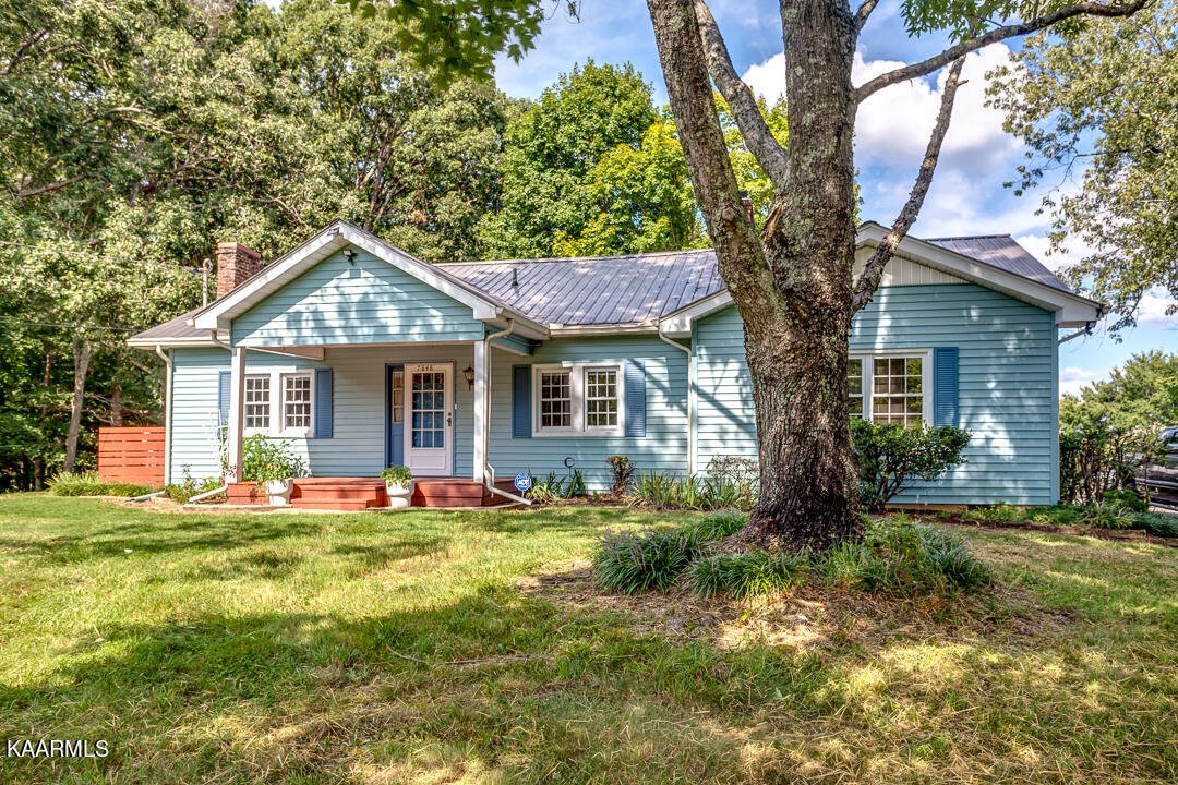 7846 Morris Road Knoxville, TN 37938 - Photo 32 of 32 002220823-2-7848MorrisRdKnoxvilleTN-SCRE