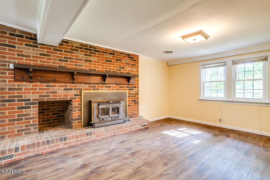7846 Morris Road Knoxville, TN 37938 - Photo 10 of 32 013220823-2-7848MorrisRdKnoxvilleTN-SCRE
