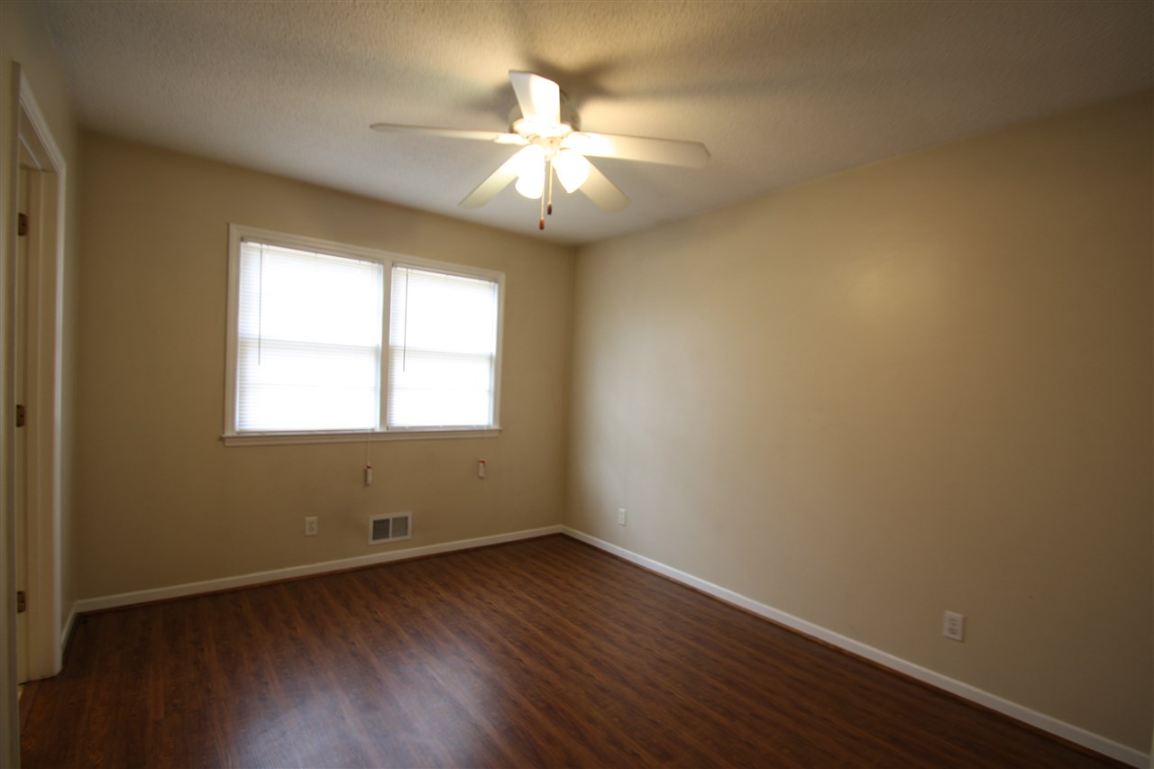 54 North Howard Street Inman, SC 29349 - Photo 14 of 20