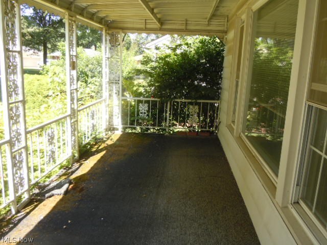 1203 Haverston Road Lyndhurst, OH 44124 - Photo 16 of 18