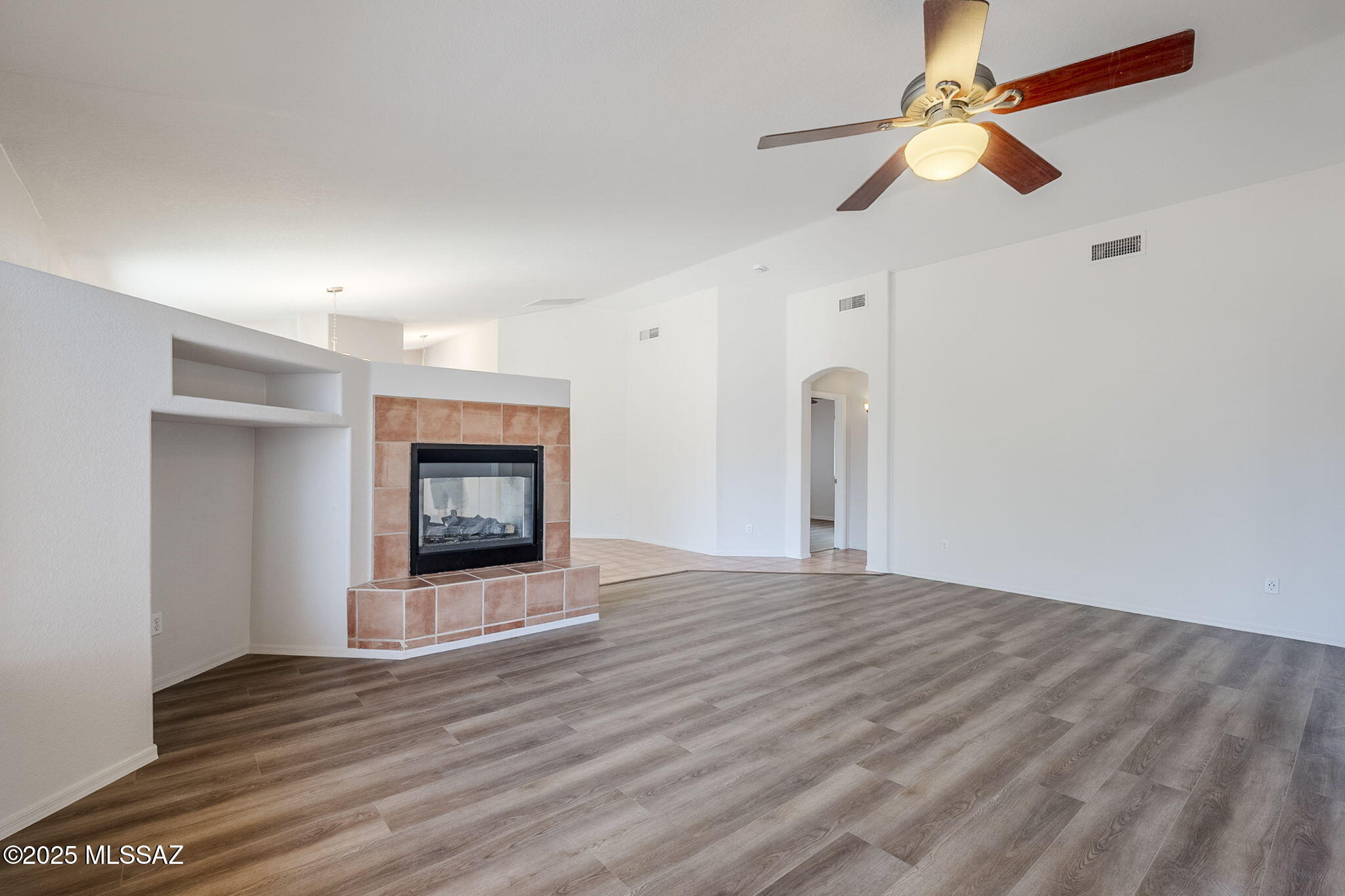 2321 Silvergate Place Tucson, AZ 85745 - Photo 27 of 45