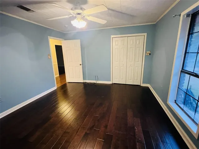 a bathroom with a sink and toilet
