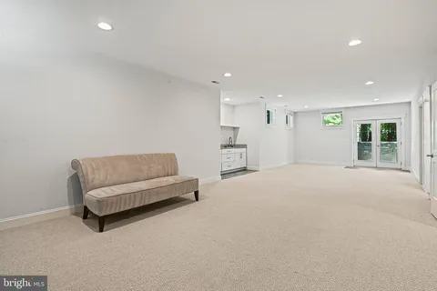 $1,950,000 | 1416 Ross Drive Southwest, Vienna, VA 22180