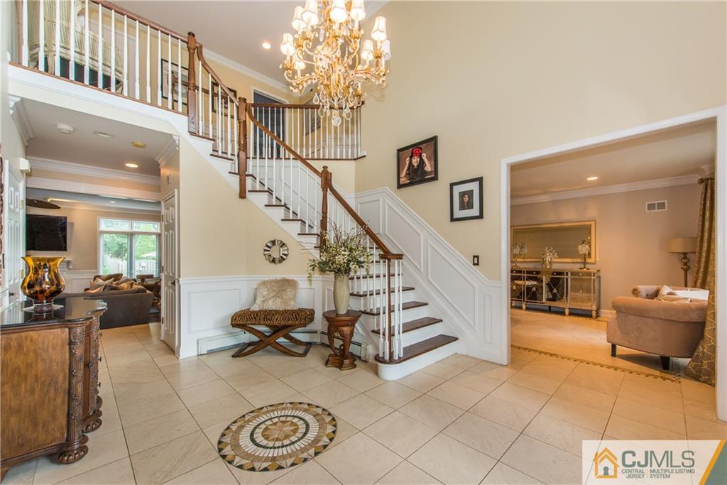 16 Ron's Edge Road Springfield, NJ 07081 - Photo 3 of 25 a view of entryway and hall