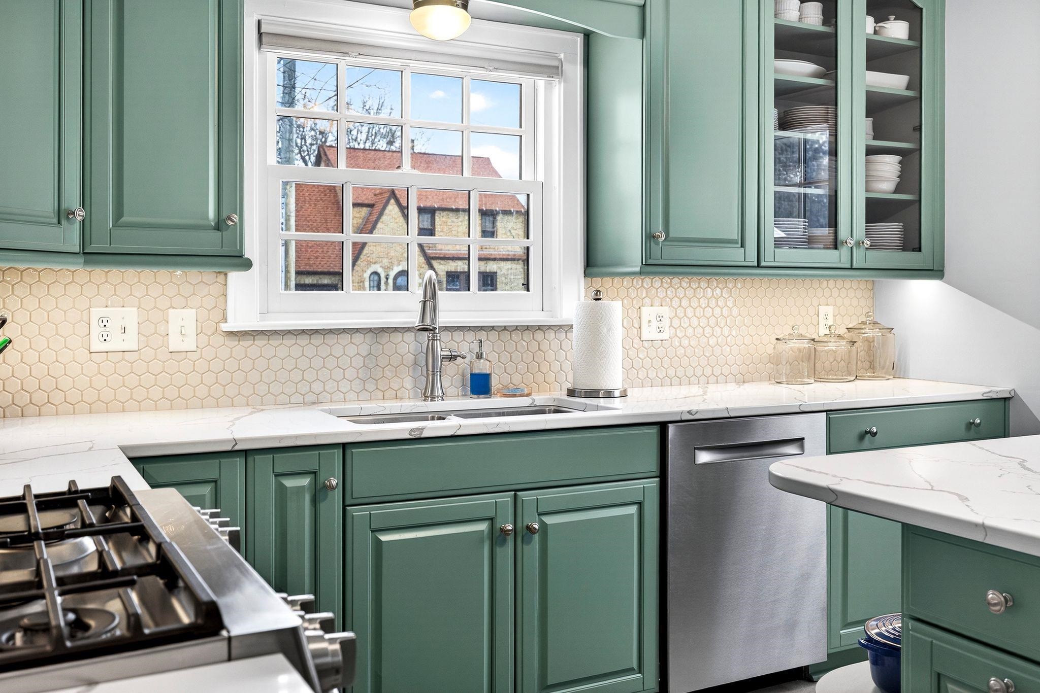 507 East Roosevelt Street Appleton, WI 54911 - Photo 5 of 47