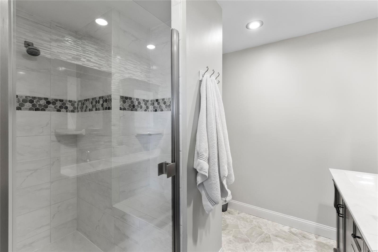 5594 Milburn Road St. Louis, MO 63129 - Photo 15 of 38 Gallery Image 15