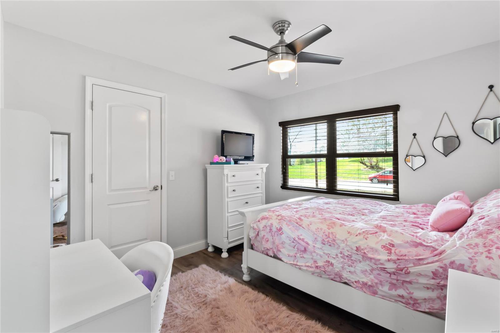 5594 Milburn Road St. Louis, MO 63129 - Photo 17 of 38 Gallery Image 17