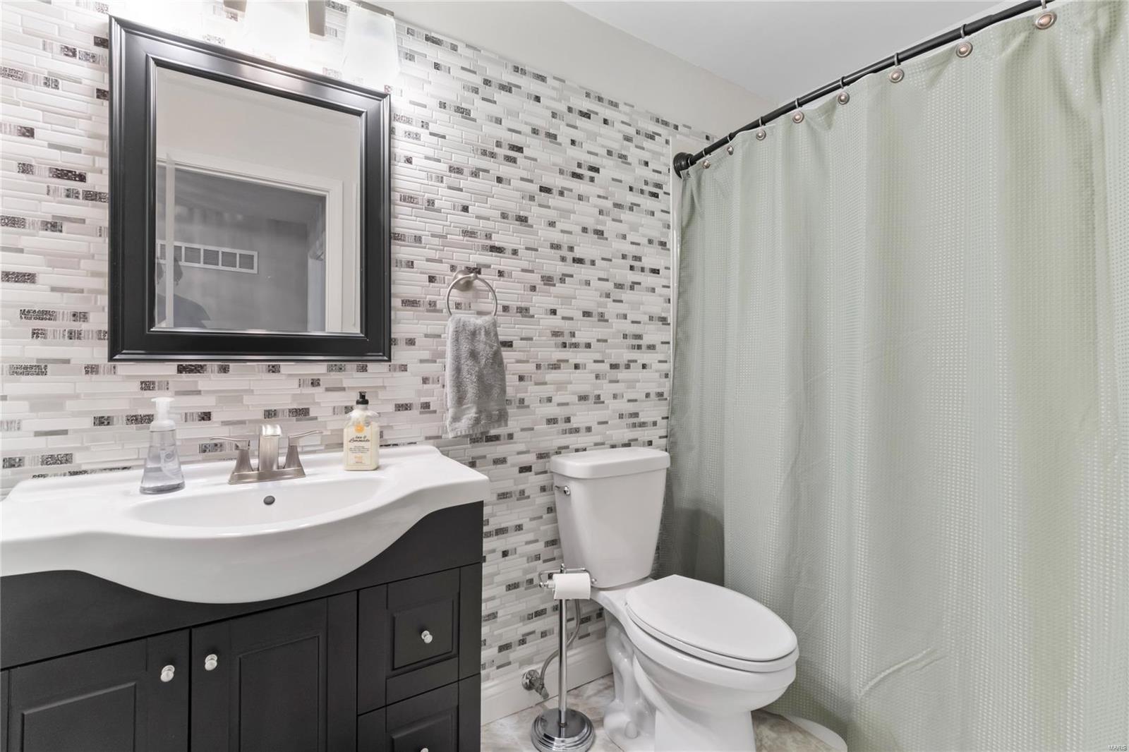 5594 Milburn Road St. Louis, MO 63129 - Photo 22 of 38 Gallery Image 22