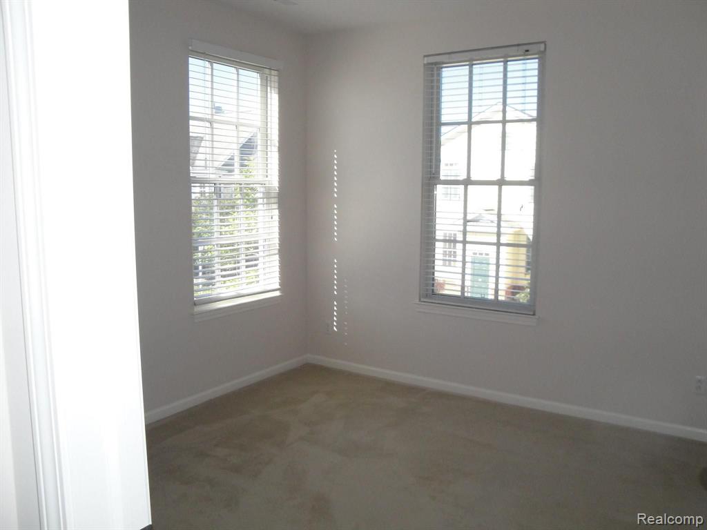 604 Constitution Street, Unit 48 Canton, MI 48188 - Photo 14 of 31