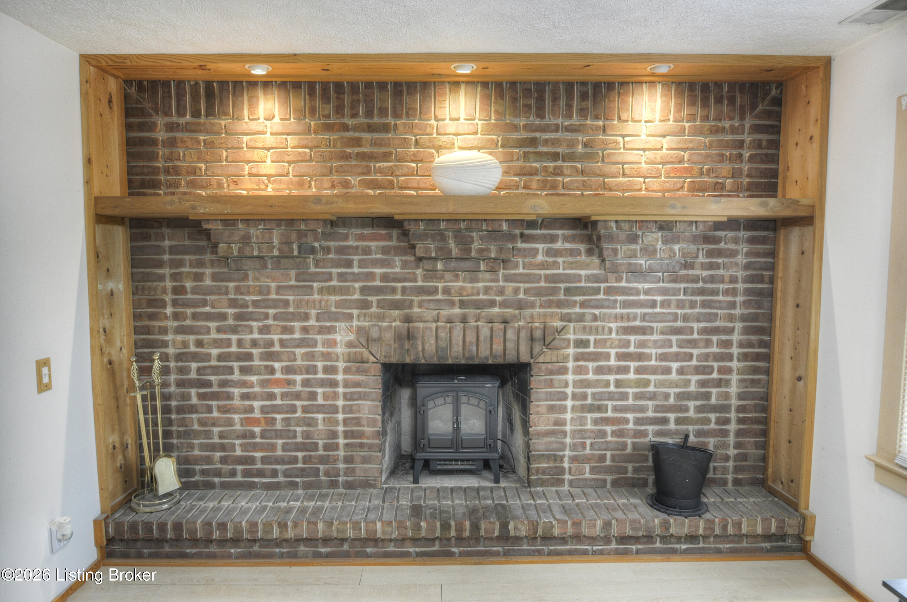 5404 Maryman Road Louisville, KY 40258 - Photo 14 of 34 _DSC0106_7_8