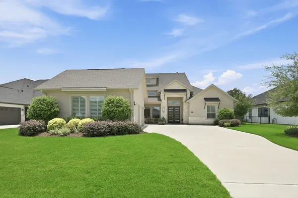 $1,195,000 | 3211 Whispering Pecans Drive, Fulshear, TX 77441