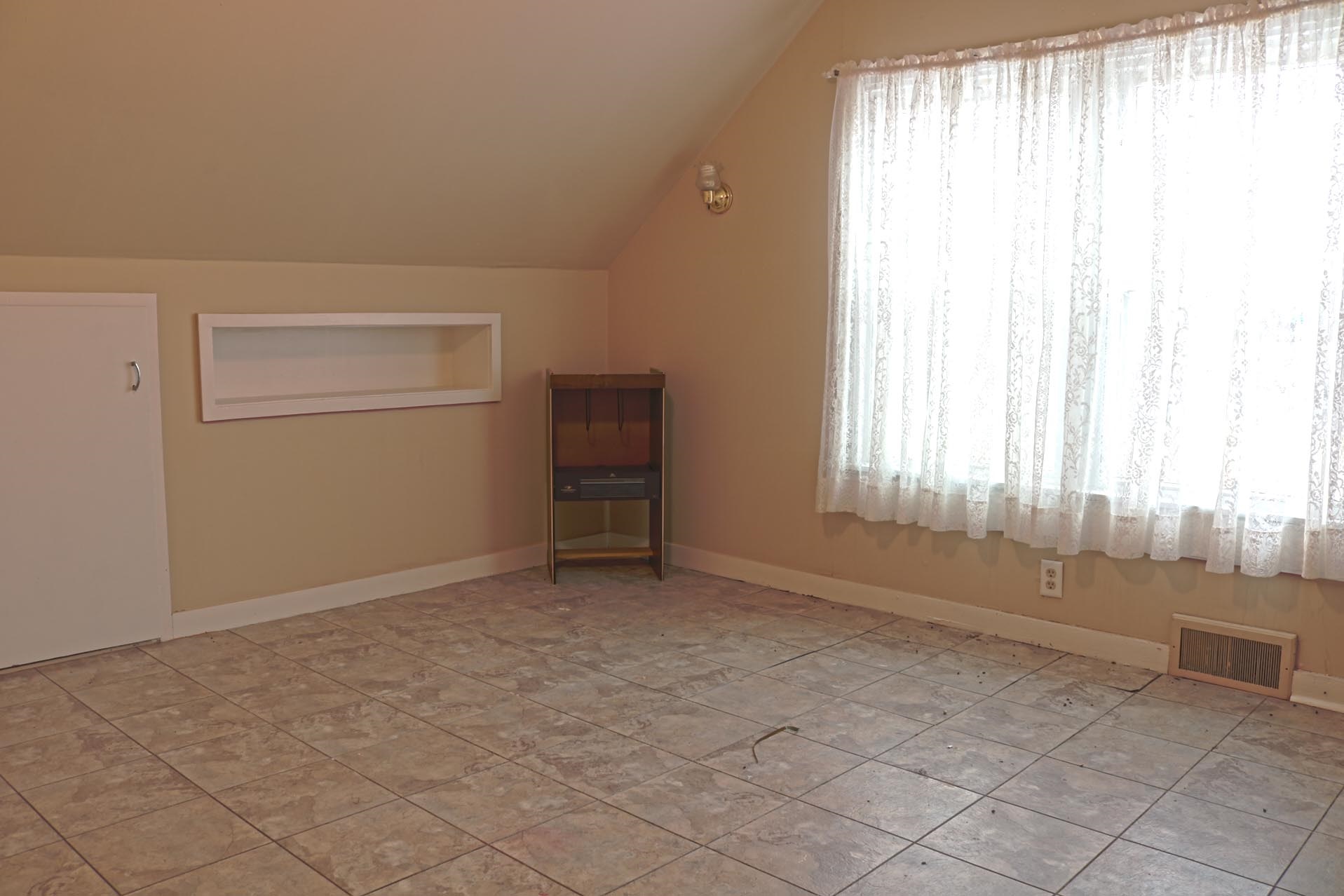 1409 Master Drive Decatur, IN 46733 - Photo 23 of 36
