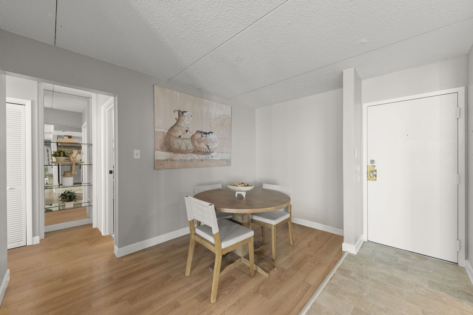 2005 South Finley Road, Unit 901 Lombard, IL 60148 - Photo 8 of 24 Gallery Image 8