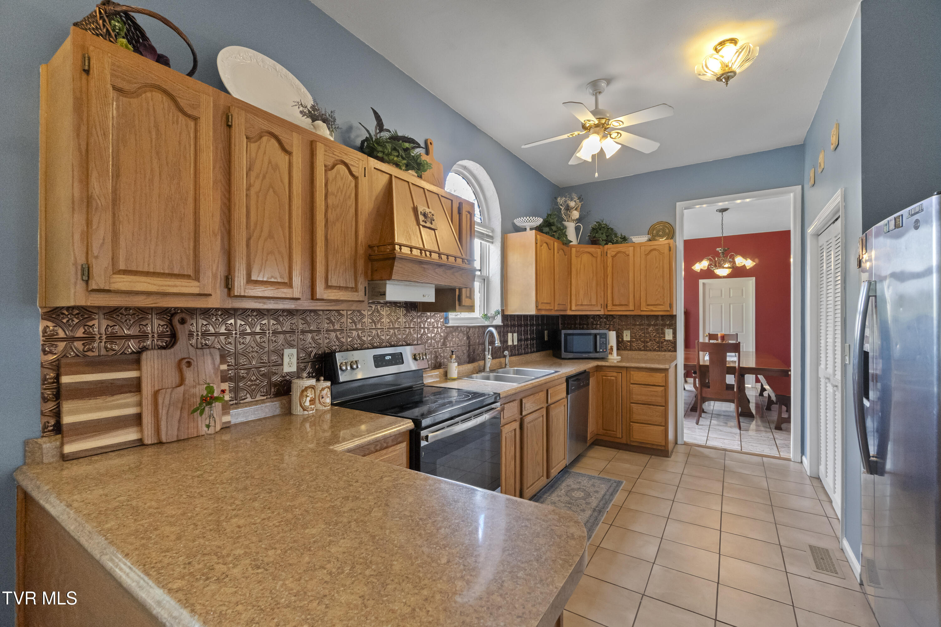 1005 Jackson Hollow Road Mosheim, TN 37818 - Photo 11 of 96 10