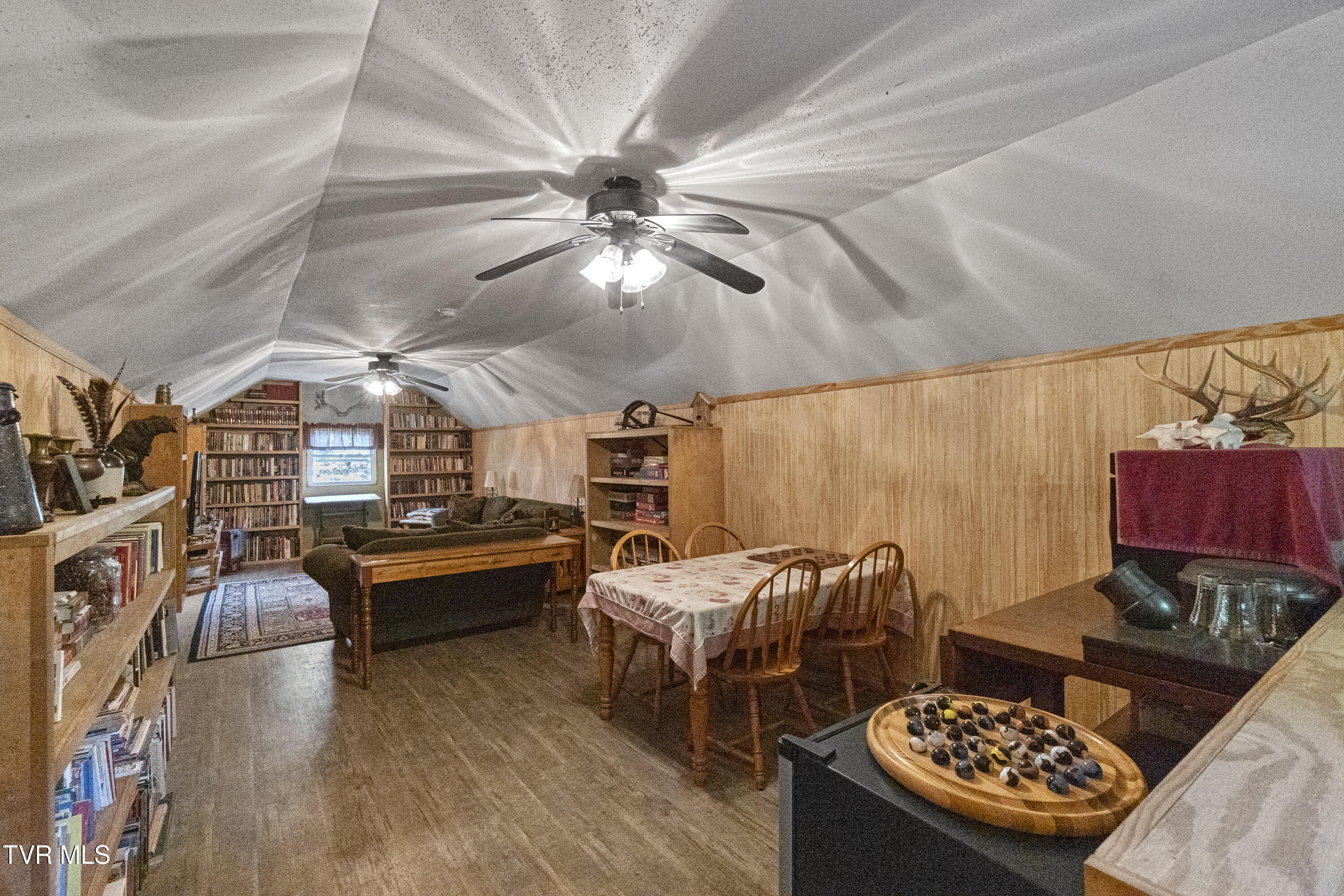 1005 Jackson Hollow Road Mosheim, TN 37818 - Photo 36 of 96 35