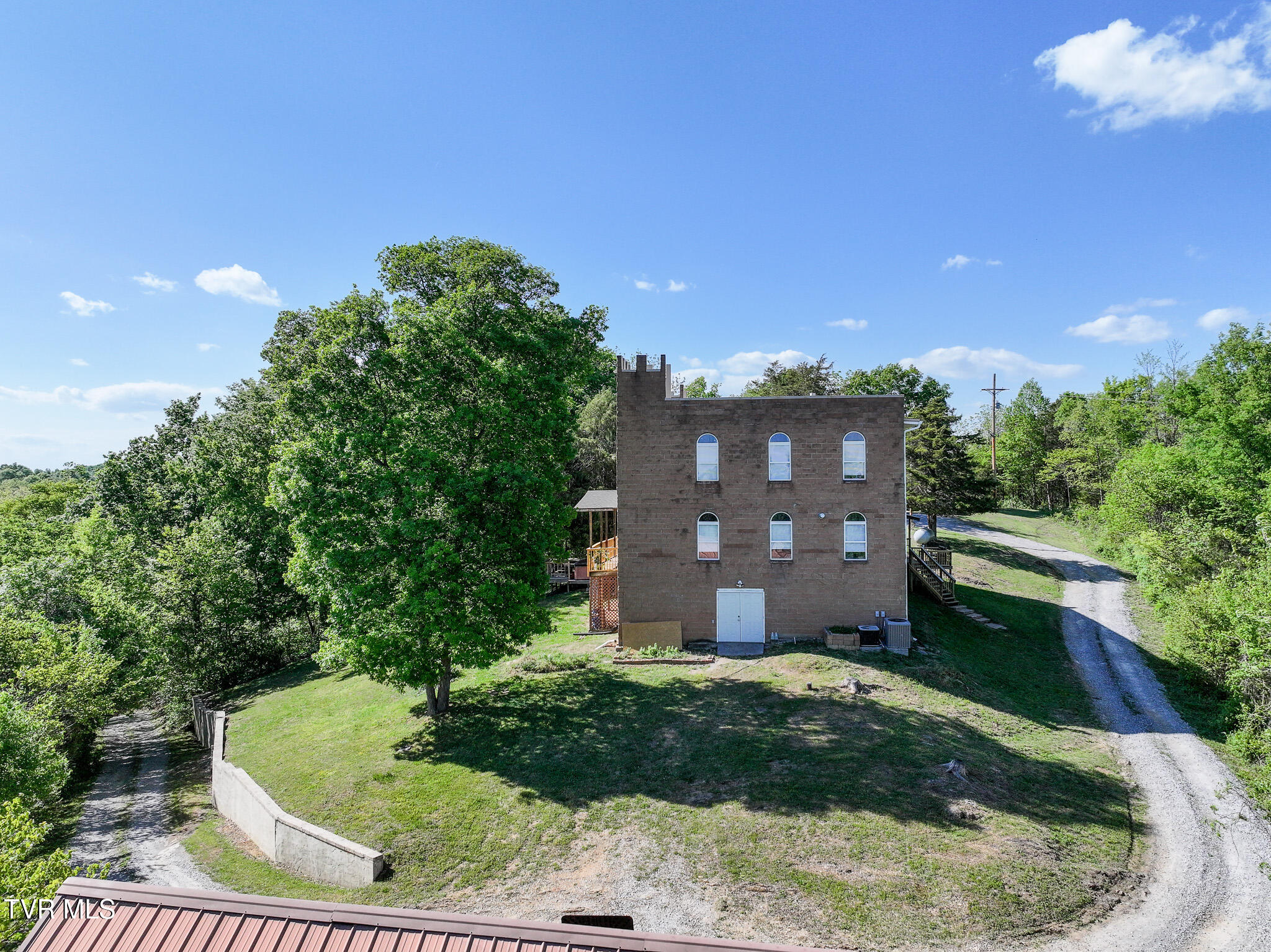 1005 Jackson Hollow Road Mosheim, TN 37818 - Photo 91 of 96 DJI_20260416151910_0722_D