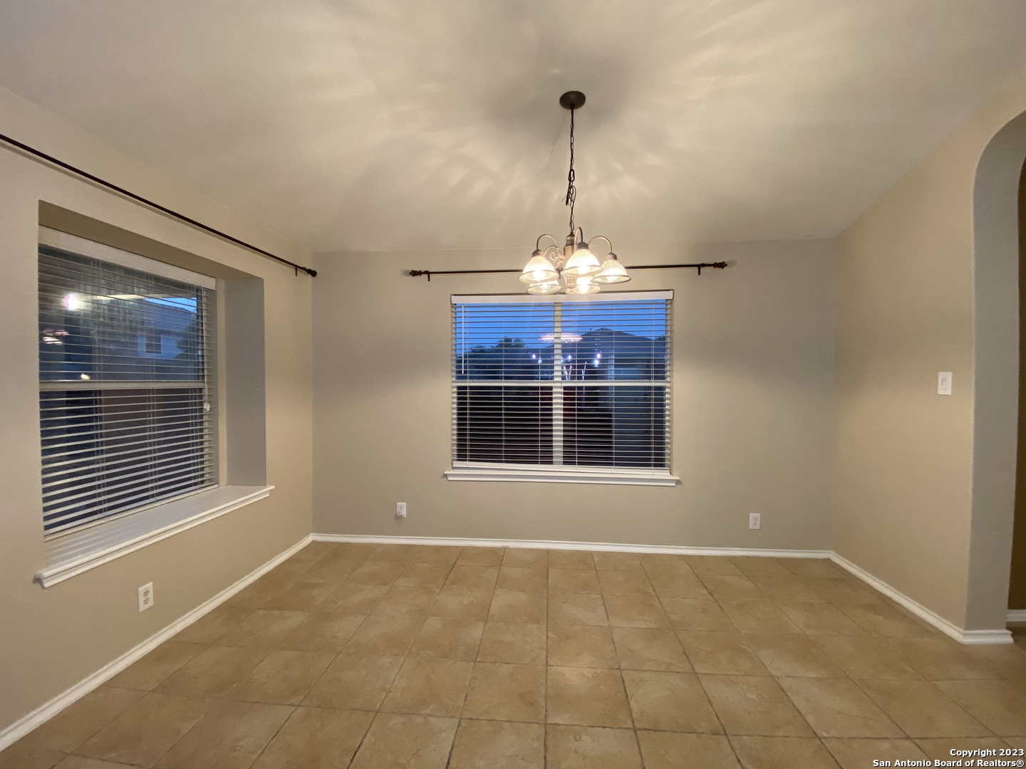 8935 Liberty View Converse, TX 78109 - Photo 13 of 33