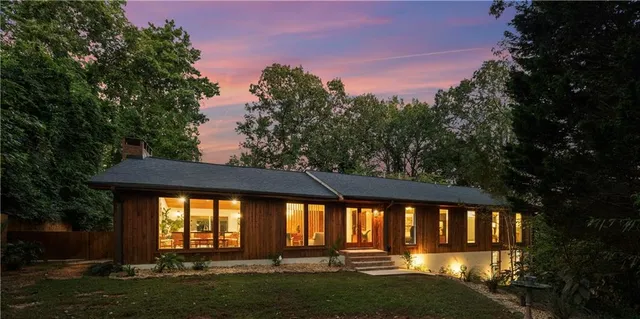 $895,000 | 4381 King Valley Drive Southeast, Smyrna, GA 30082