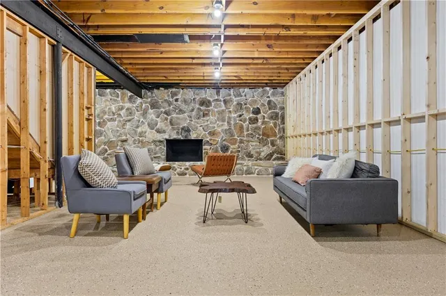 $895,000 | 4381 King Valley Drive Southeast, Smyrna, GA 30082