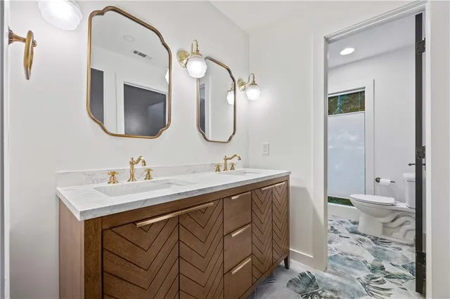 $895,000 | 4381 King Valley Drive Southeast, Smyrna, GA 30082