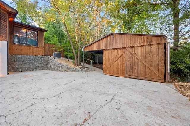 $895,000 | 4381 King Valley Drive Southeast, Smyrna, GA 30082