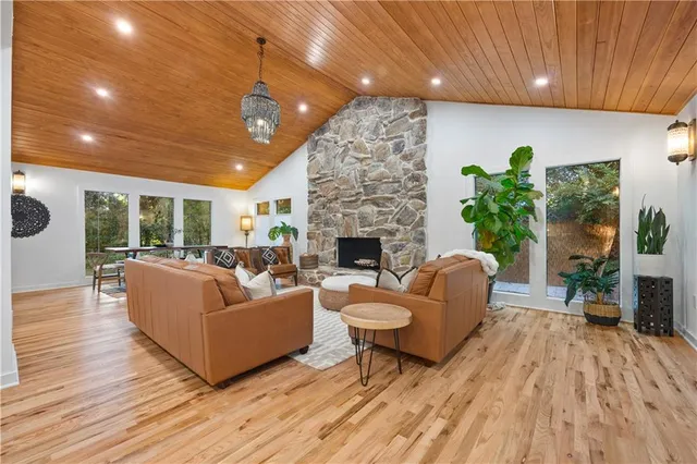 $895,000 | 4381 King Valley Drive Southeast, Smyrna, GA 30082