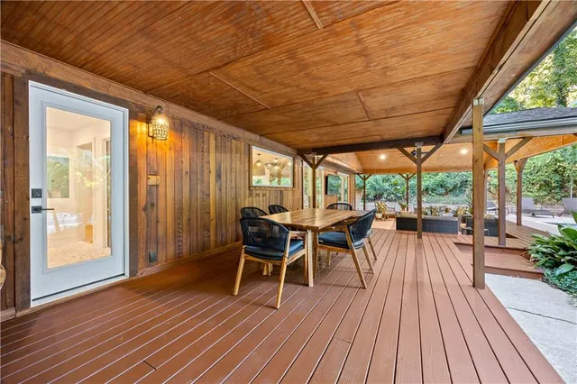 $895,000 | 4381 King Valley Drive Southeast, Smyrna, GA 30082