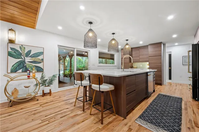 $895,000 | 4381 King Valley Drive Southeast, Smyrna, GA 30082